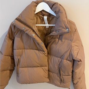 Alo Yoga Gold Rush Puffer